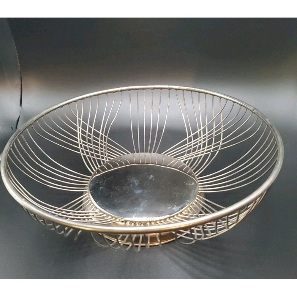Vintage Silver Plated  Wire Bread‎ Basket/ Fruit Bowl MCM